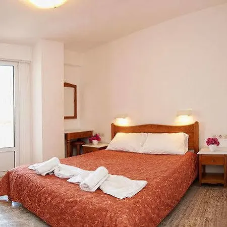 Irini Apartmán Platanés